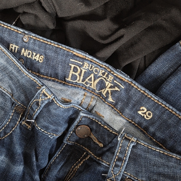 Buckle black fit no.146 29 cropped distressed Blue denim Jeans - Picture 2 of 8